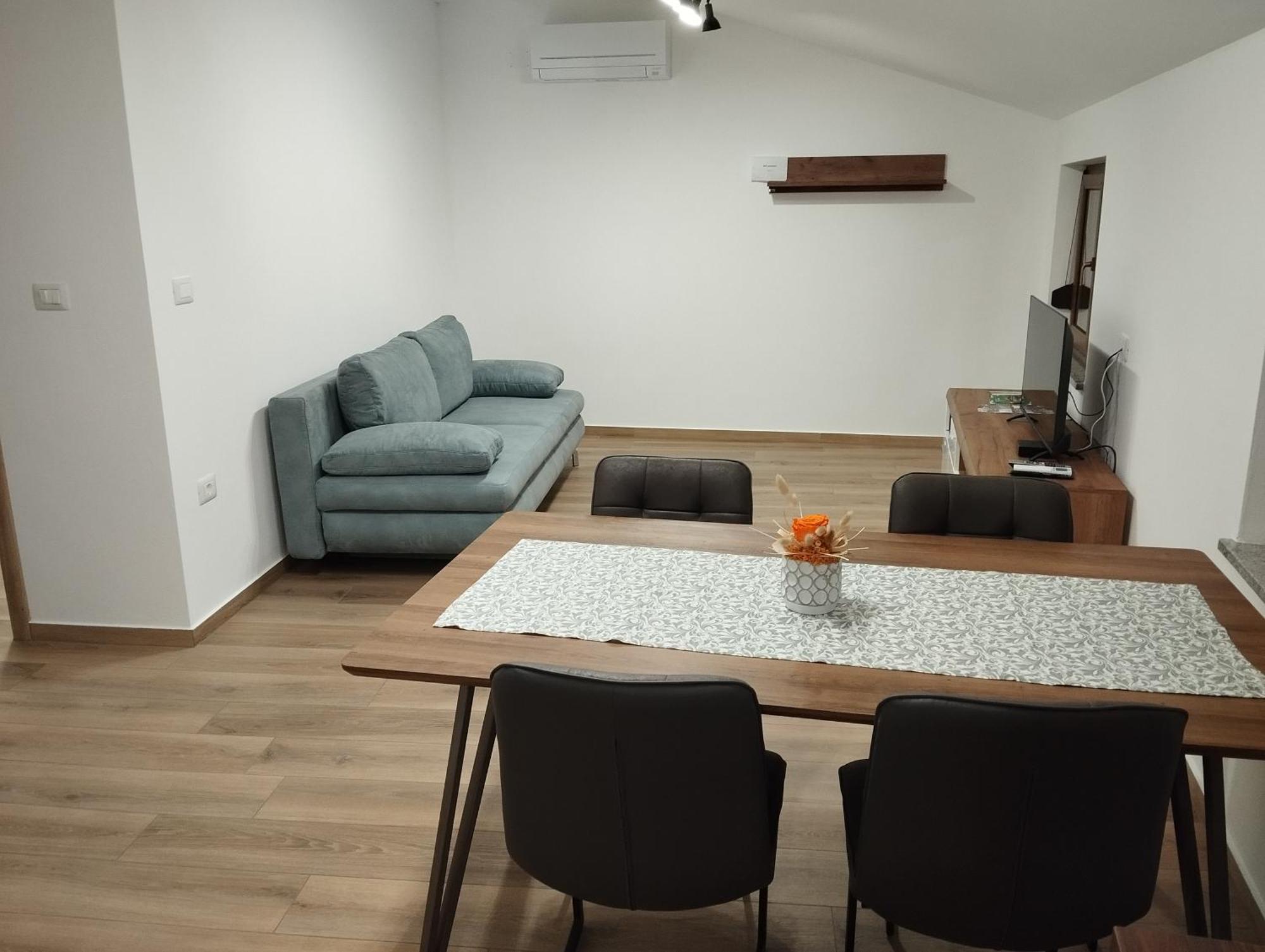 Apartmaji Tanto Malovse Crnice Extérieur photo
